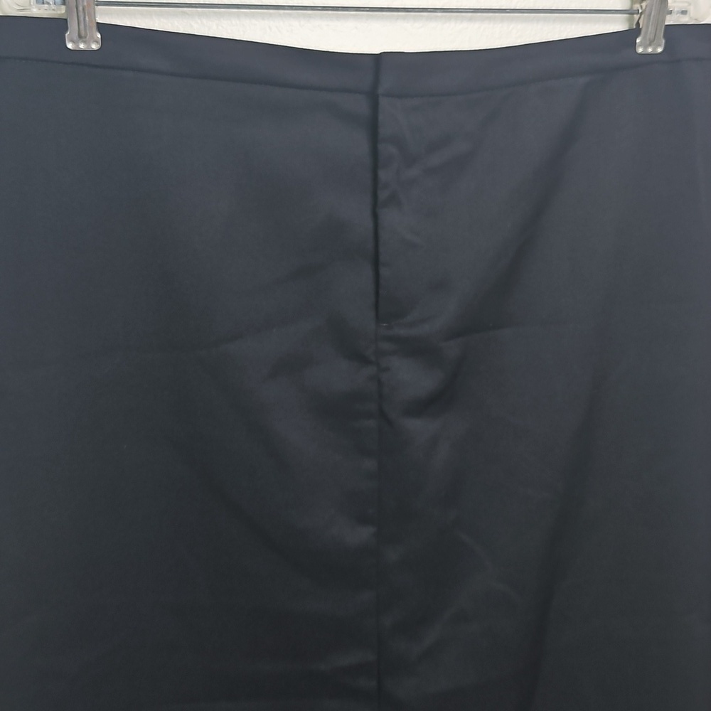 H&M Divided Black Pencil Skirt Size 14 - Picture 2 of 5